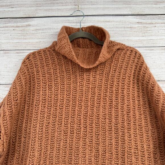Free People Crop Oversized Boxy Turtleneck Sweater Womens Small Brown Clay - Picture 3 of 12